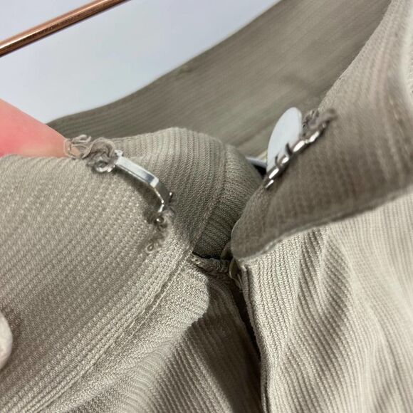 Nike Golf Tan Khaki Sport Trouser Short Mens 32 - Picture 4 of 5